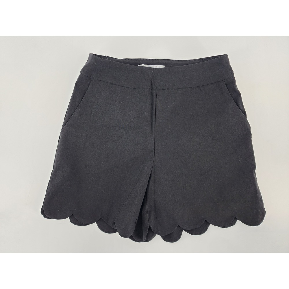 I Love Tyler Madison Black Scalloped Hem Shorts Size XS Chic Minimalist‎ Preppy